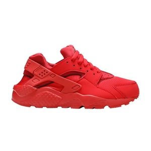 Nike Triple Red Huarache